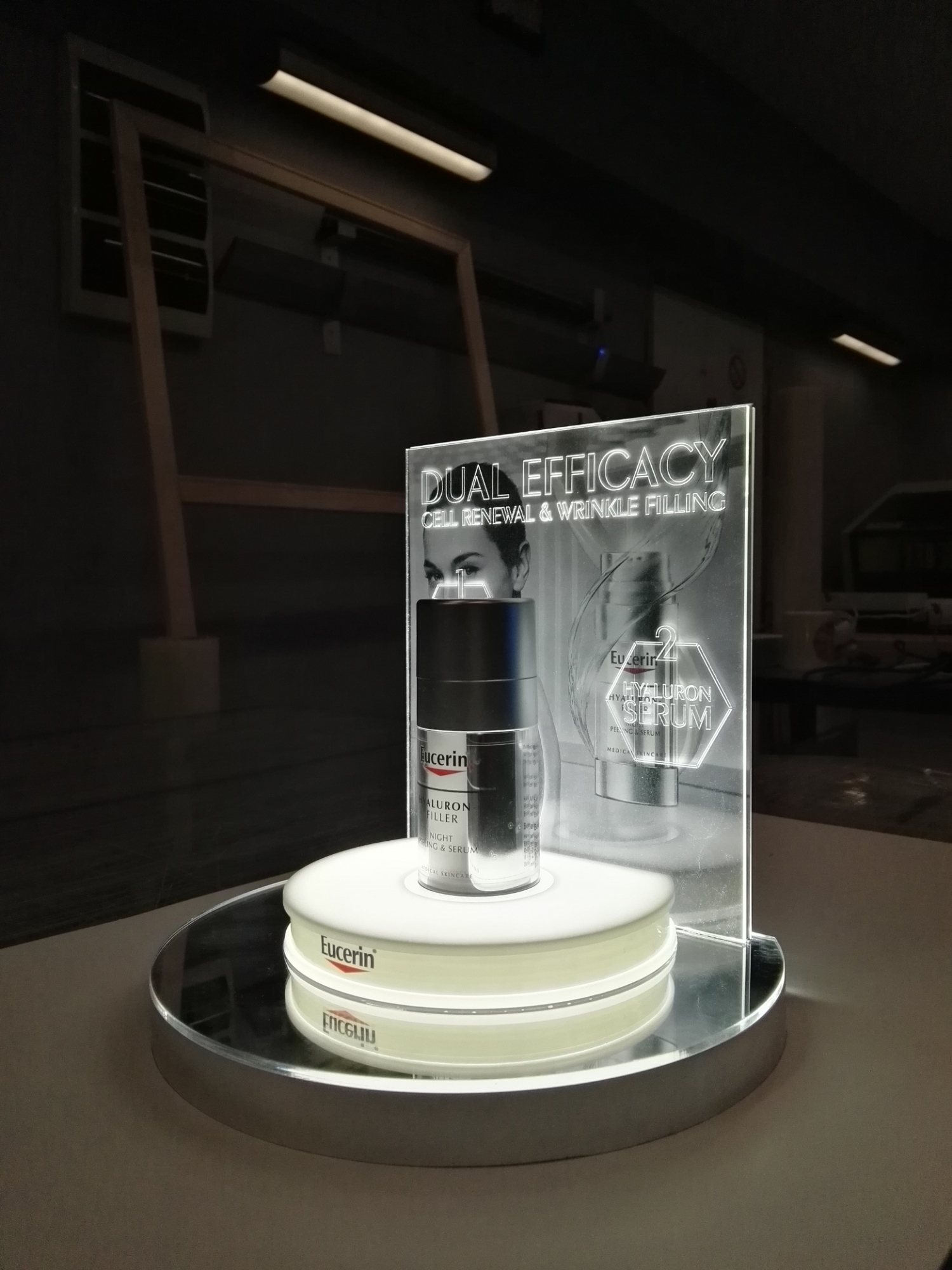 Kliritni holderi za proizvode Eucerin Kliritni holderi za proizvode Eucerin