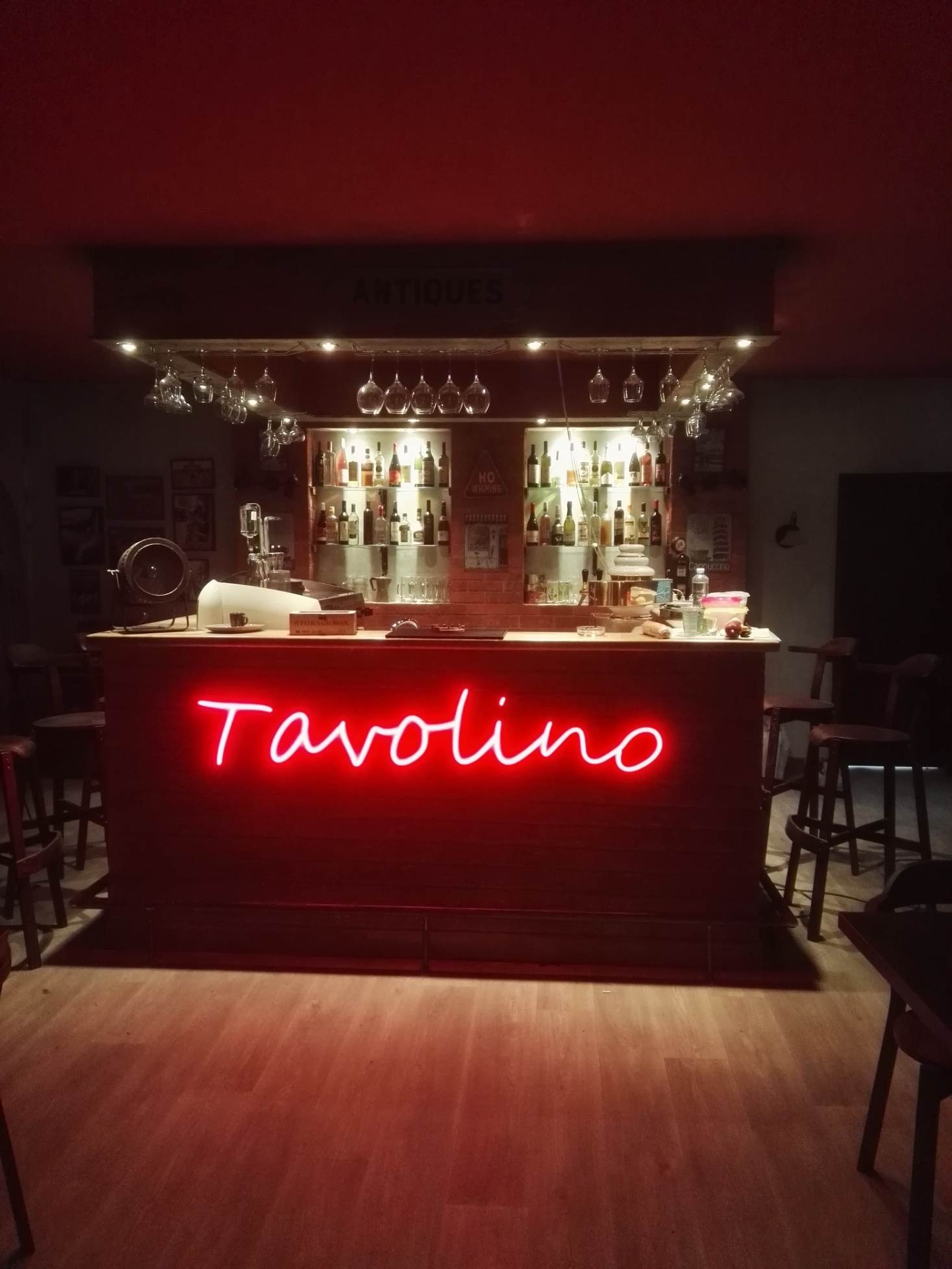 LED Neon reklama Tavolino LED Neon reklama Tavolino