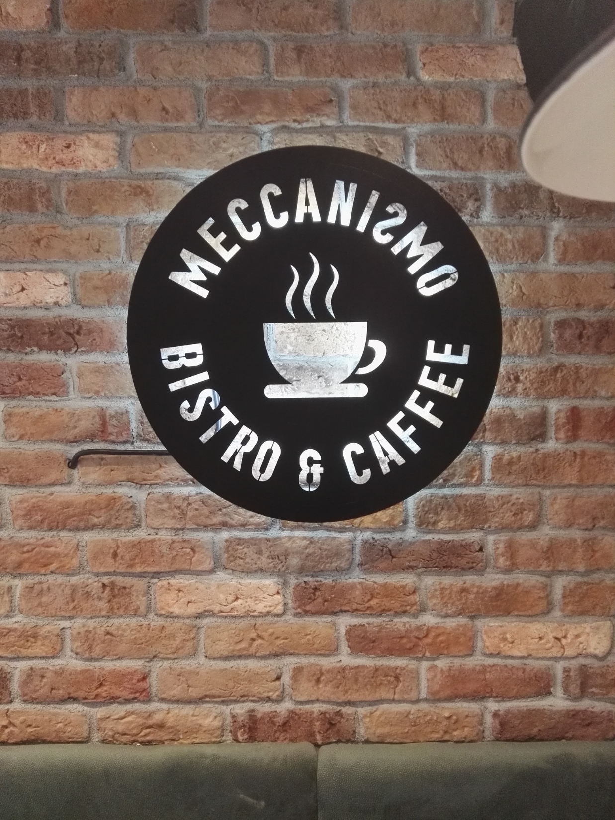 Metalna svetleca reklama Metalna svetleca reklama