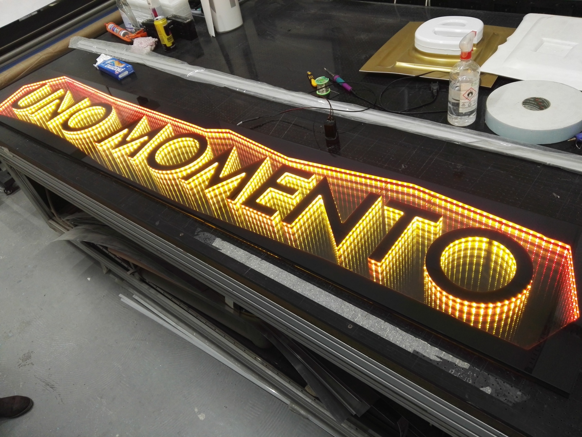 Reklama Uno Momento Bec Reklama Uno Momento Bec